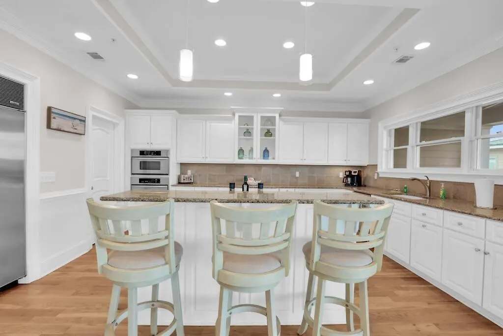 Apartment 5 Bed 5 Bath Luxury Front W/ocean Views Tybee Island