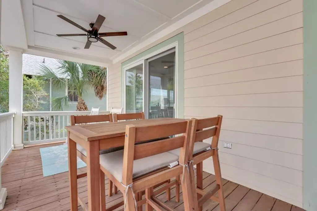 5 Bed 5 Bath Luxury Front W/ocean Views Apartment Tybee Island