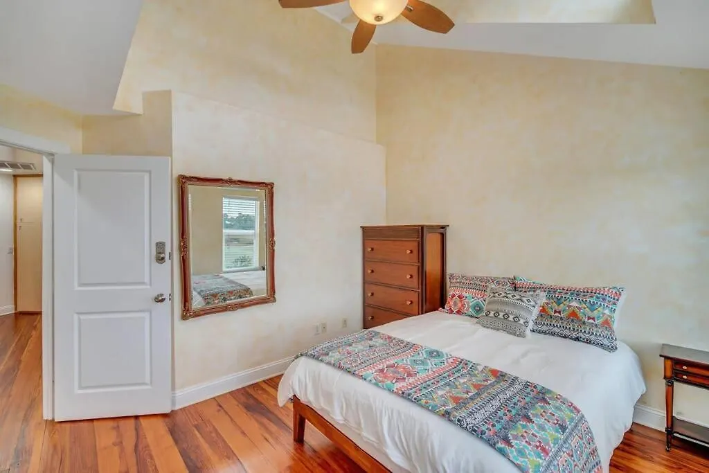 Apartment Unique 5 Bdr On The Marsh! Hot Tub Amazing Su Tybee Island