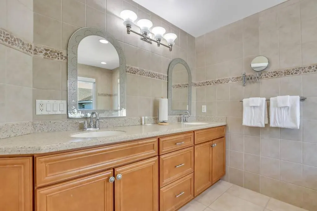 Apartment Luxury 5br W Heated Pool Unbeatable Views Tybee Island