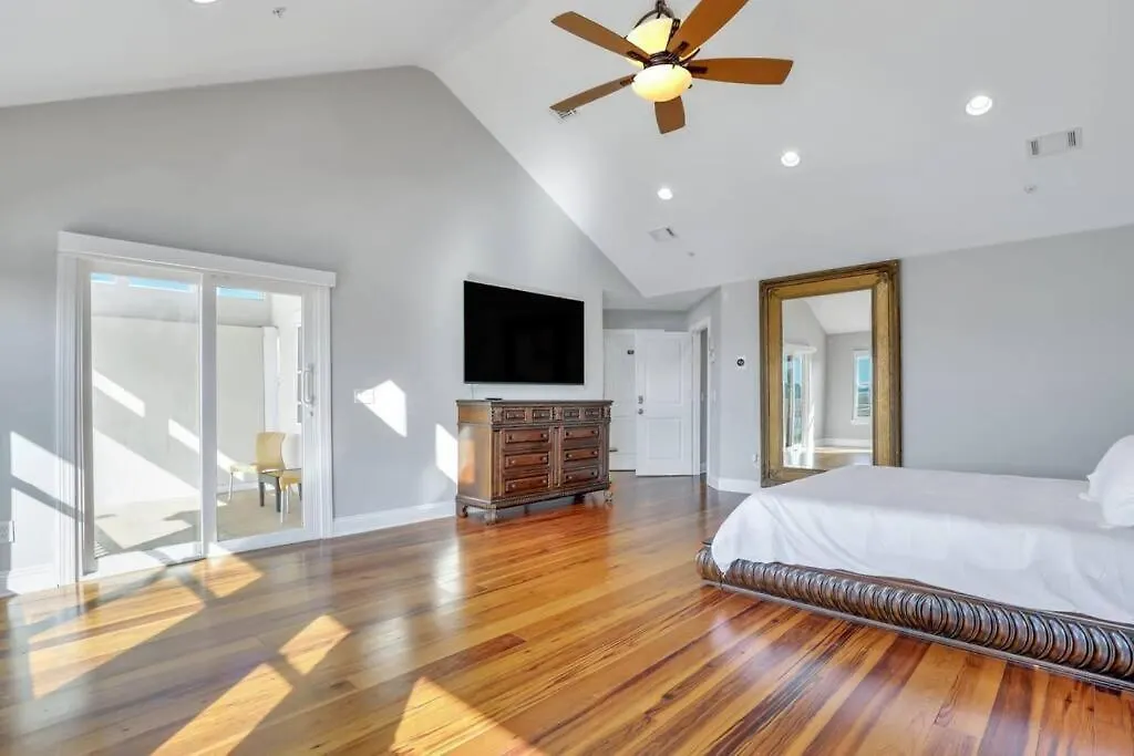 Apartment Luxury 5br W Heated Pool Unbeatable Views *