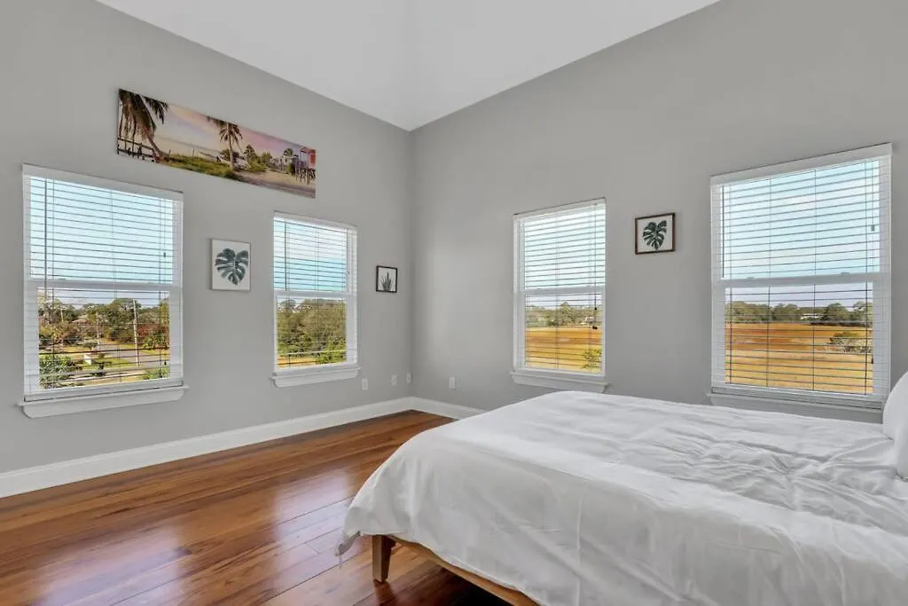 Luxury 5br W Heated Pool Unbeatable Views