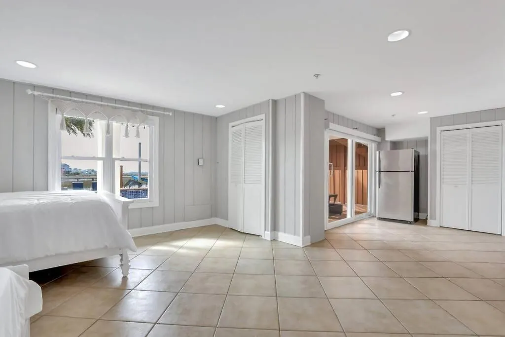 Luxury 5br W Heated Pool Unbeatable Views *