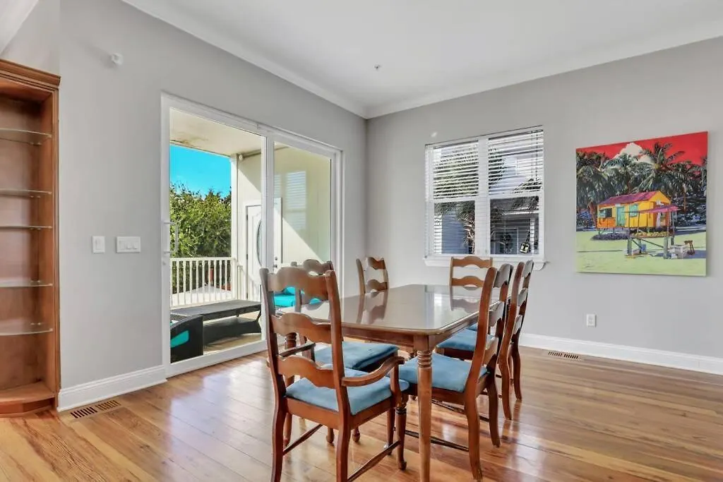 Apartment Luxury 5br W Heated Pool Unbeatable Views Tybee Island