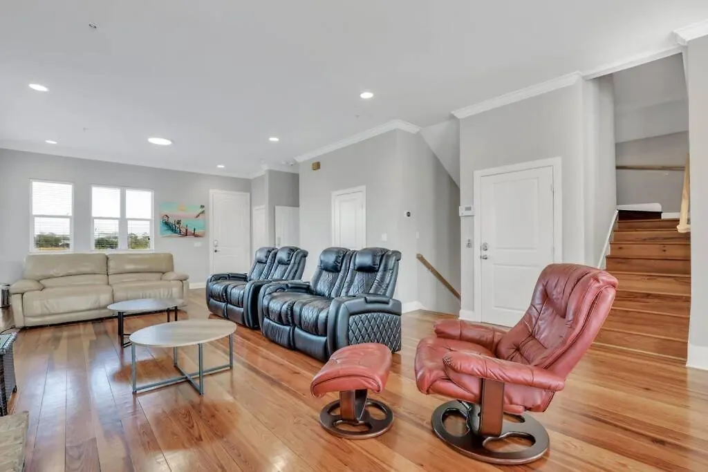 Luxury 5br W Heated Pool Unbeatable Views * Tybee Island
