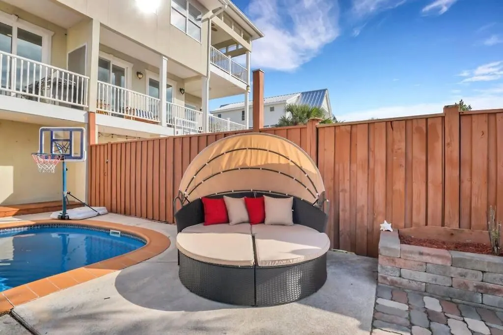 Luxury 5br W Heated Pool Unbeatable Views Apartment *
