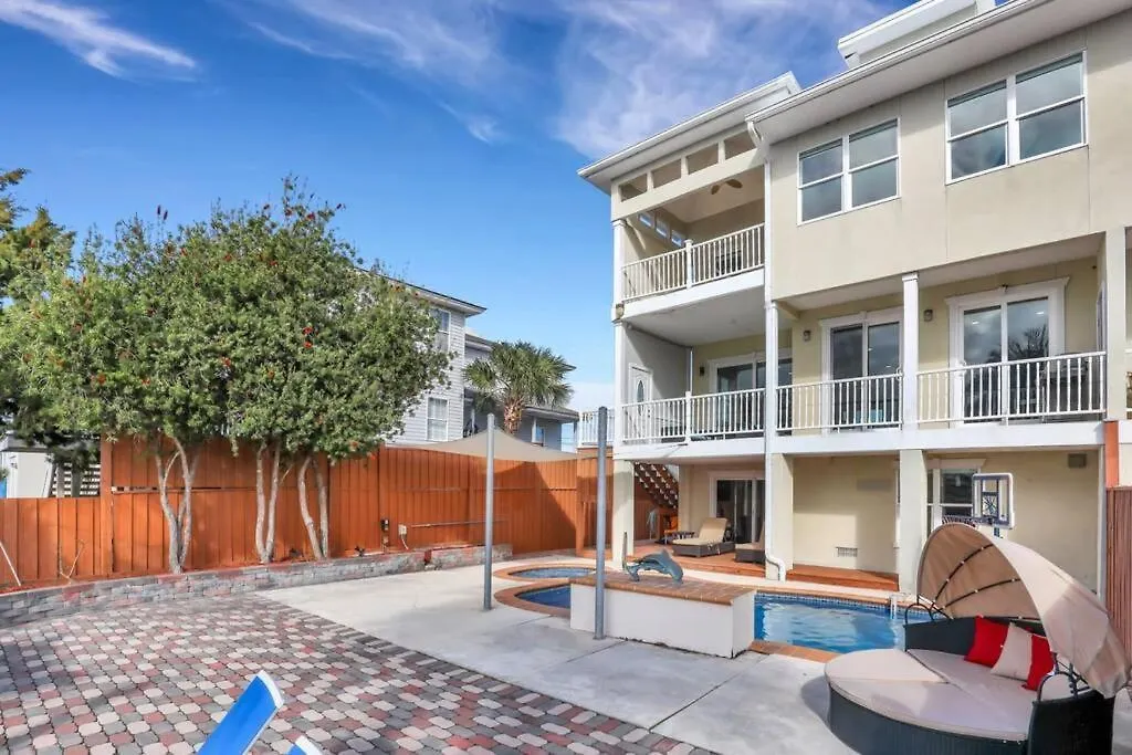 Luxury 5br W Heated Pool Unbeatable Views Tybee Island