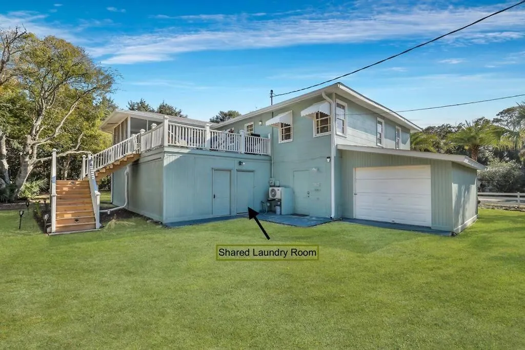 Sandy Feet Retreat Unit B 3 Bedroom Unit Steps To Beach