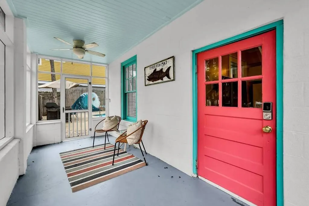 Apartment Splash Lower Unit: Heated Pool & Walk To Beach *