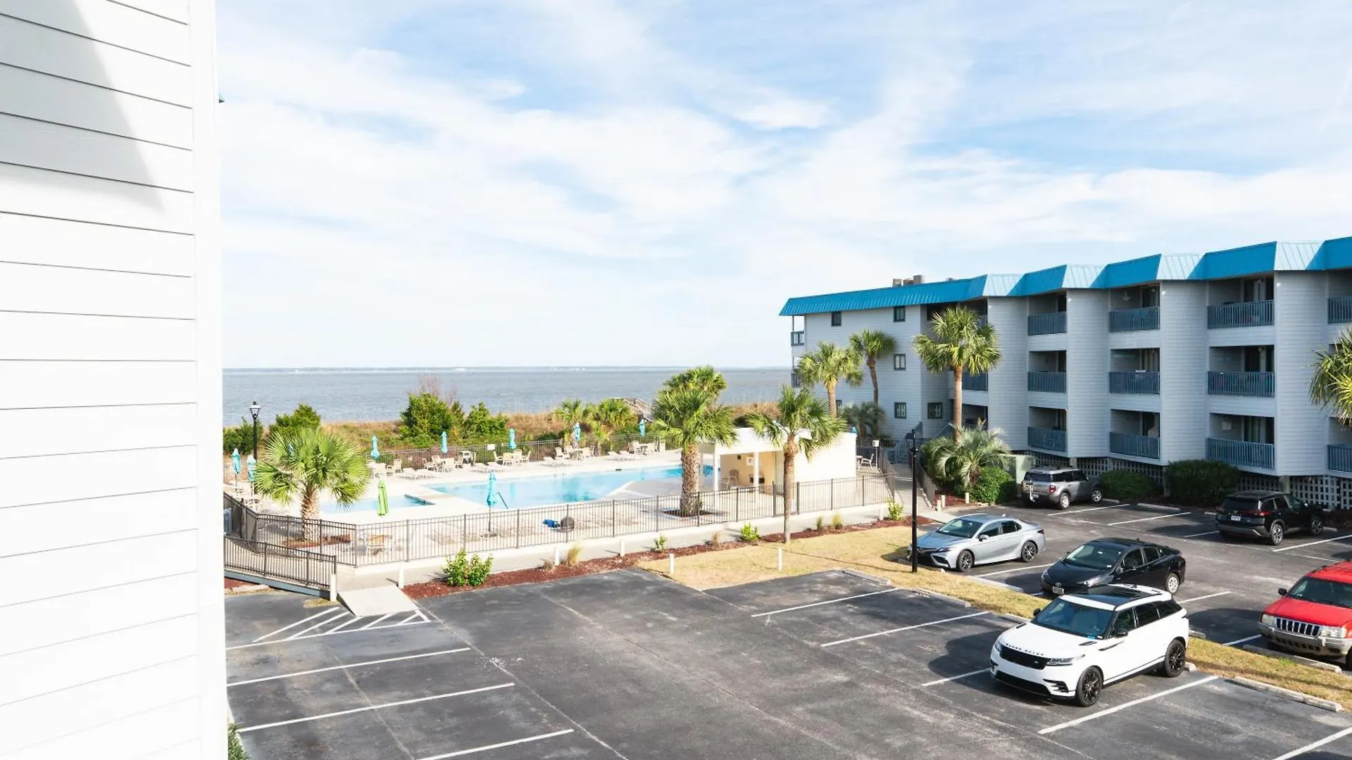 Apartment Private Balcony - - Pool And Pickleball *