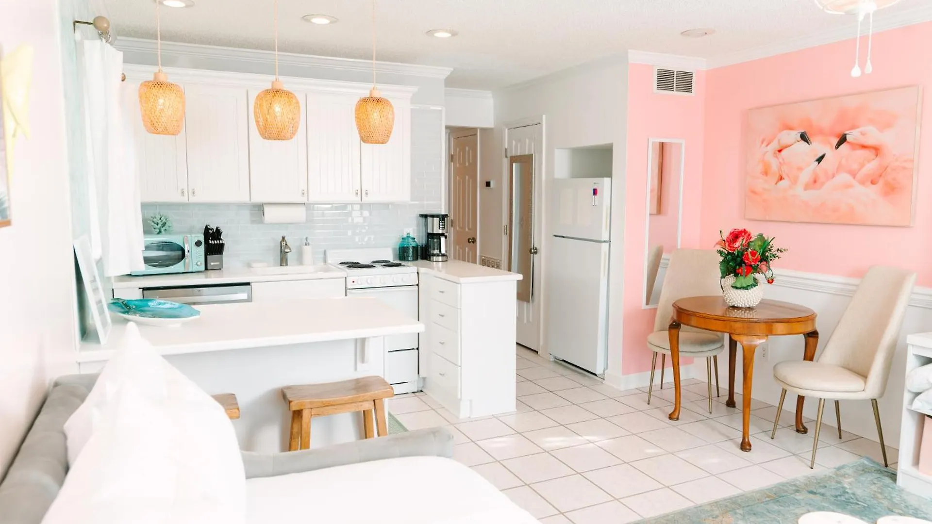 Apartment Private Balcony - - Pool And Pickleball *