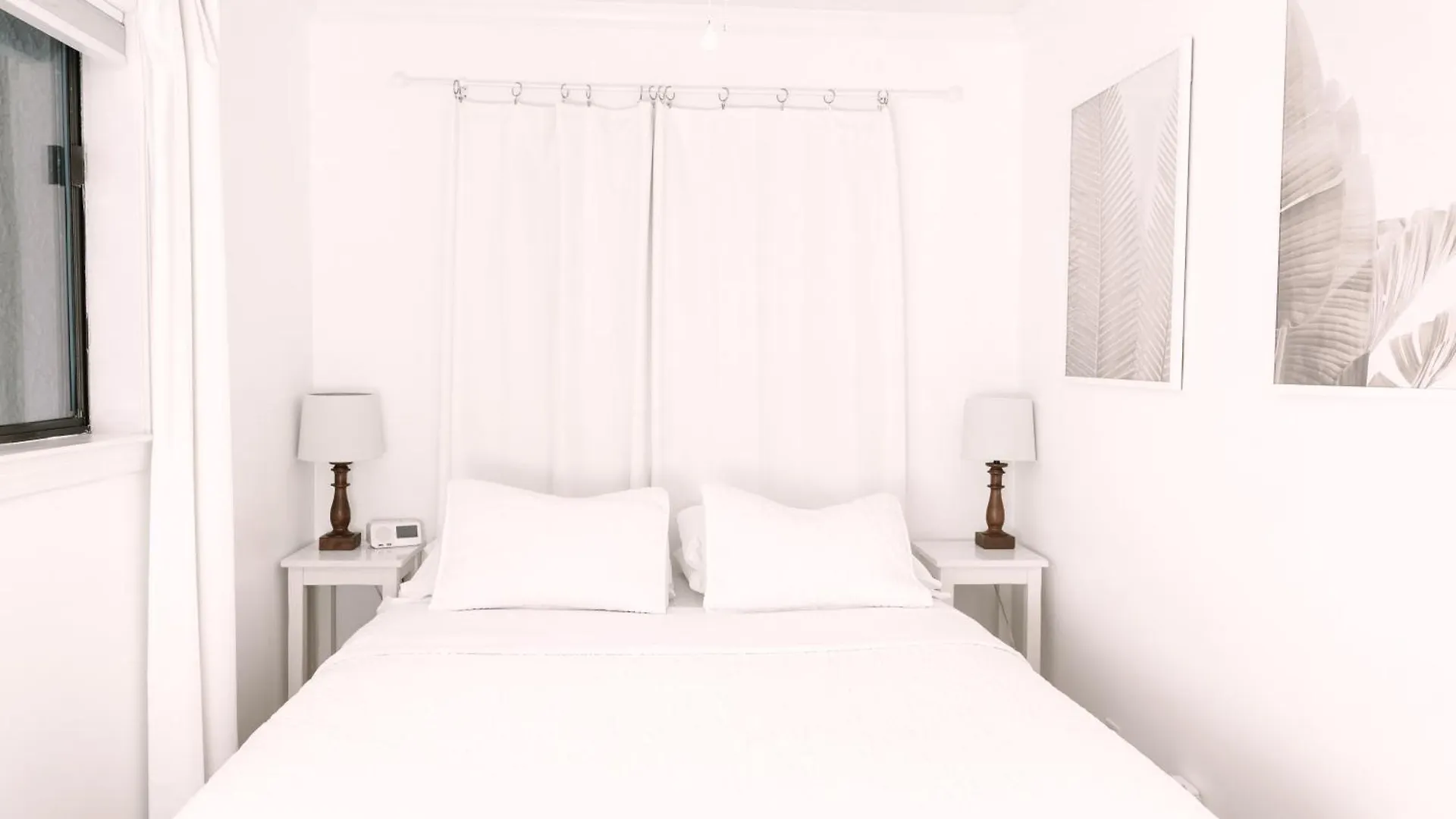 Private Balcony - - Pool And Pickleball Apartment *