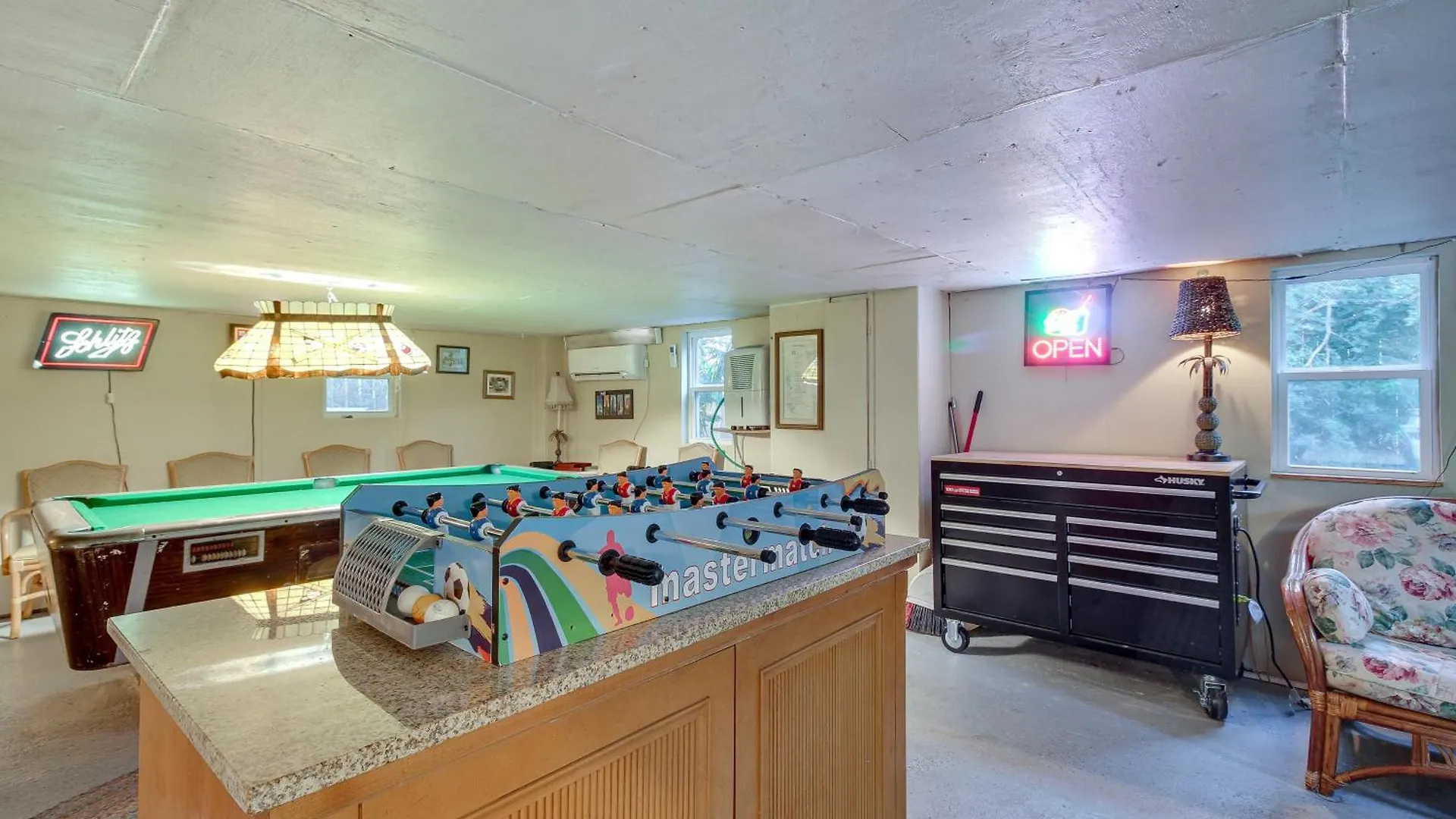 Beach House With Deck And Game