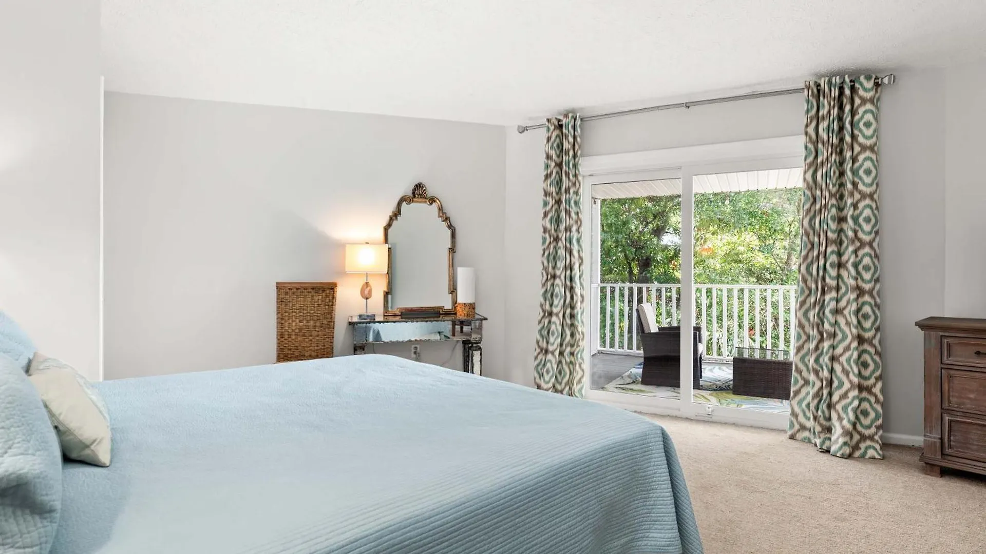 Holiday home Coastal Breezes *
