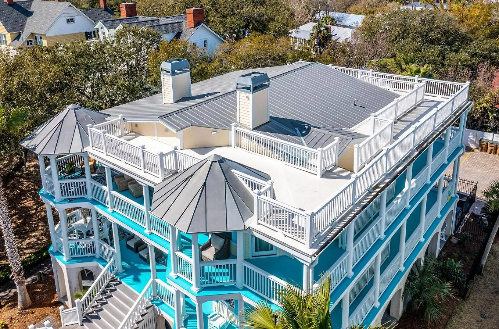 Mansion On The Hill Tybee Island