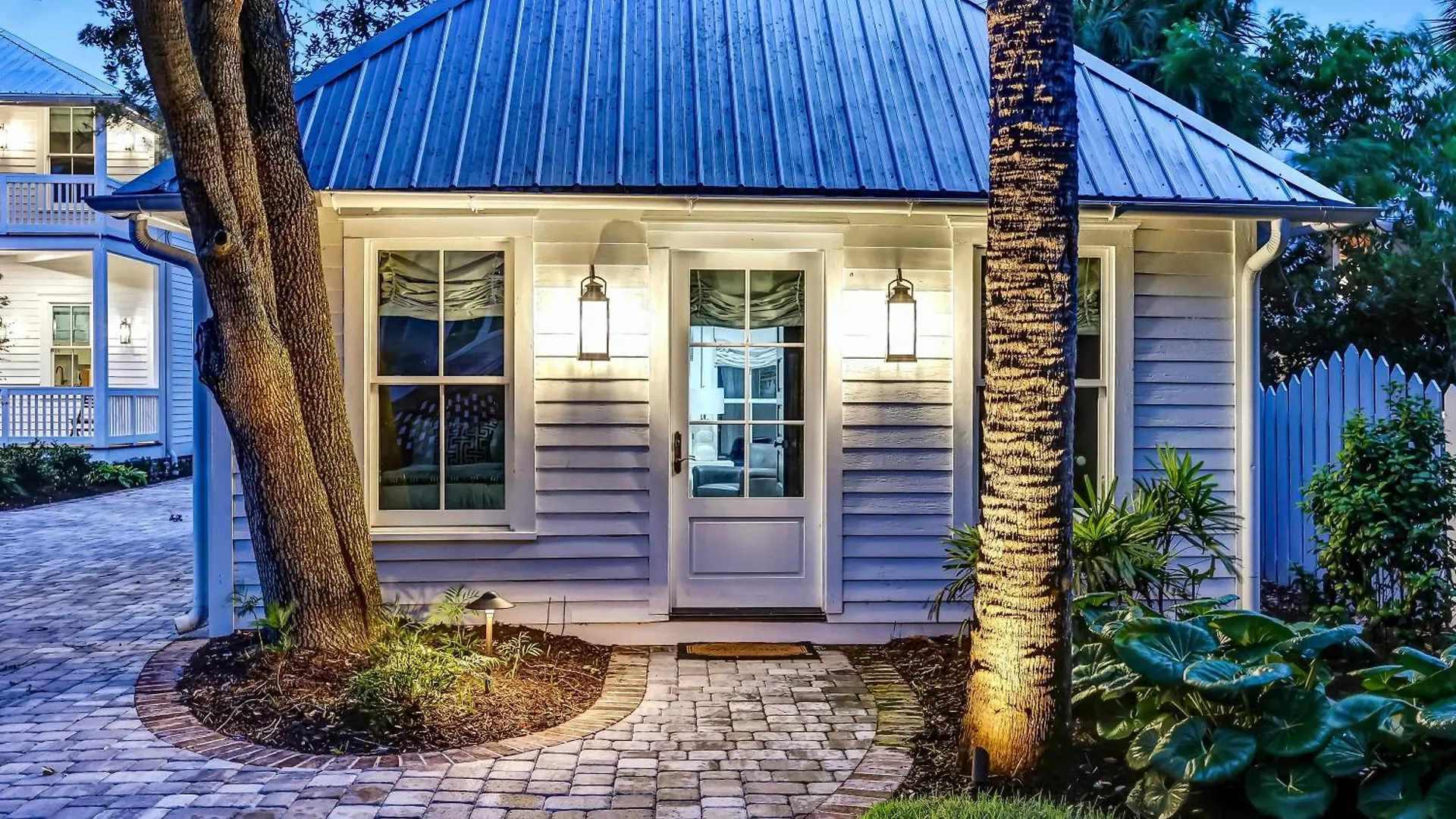 Holiday home 1801 Chatham Ave B + C