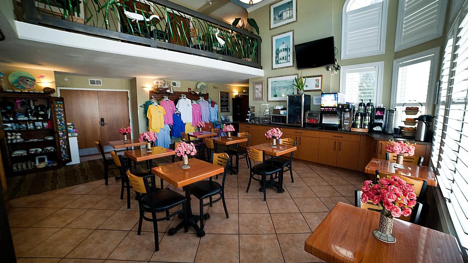 Hotel Desoto Gardens Tybee Island