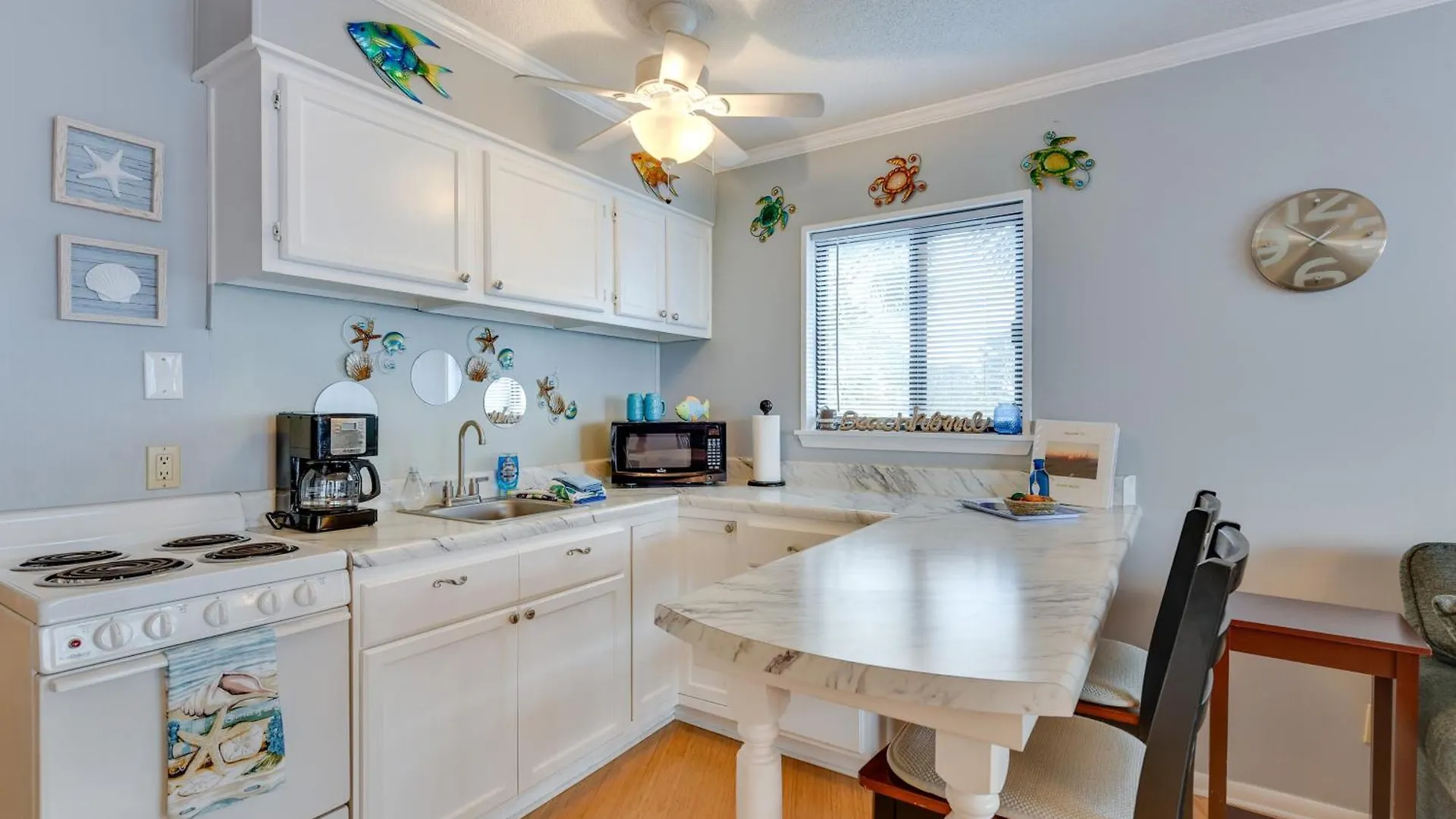 Apartment Breezy - 100 Yards From Beach! Tybee Island