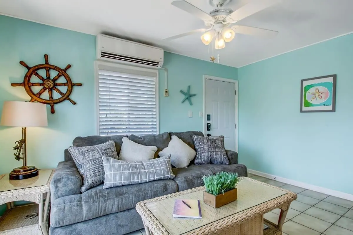 Vacation Walk To Dining&shopping-2 Units