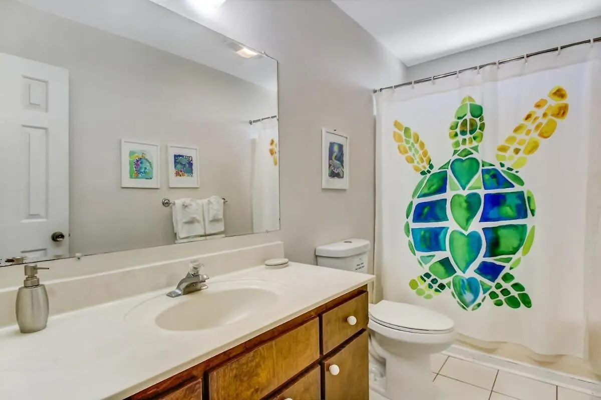 Vacation Walk To Dining&shopping-2 Units Holiday home