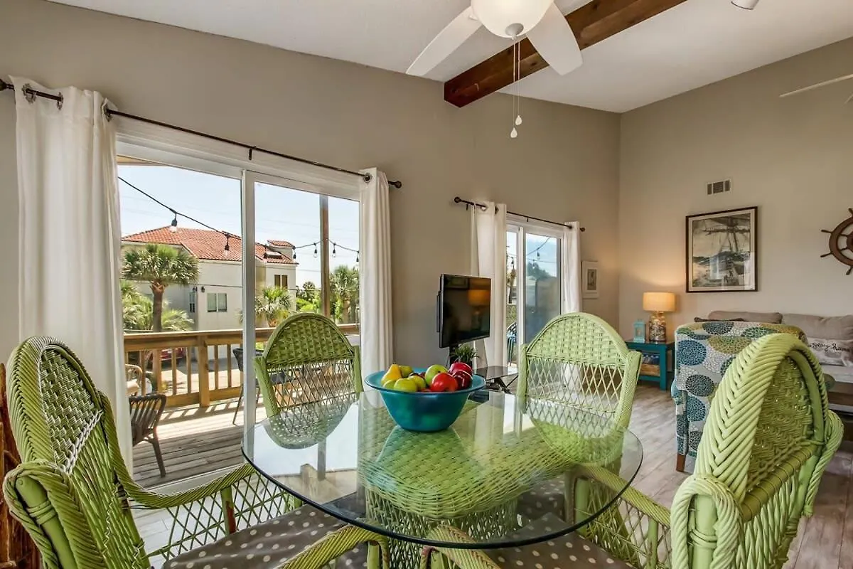 Vacation Walkable To Dining&shopping-unit C Holiday home *