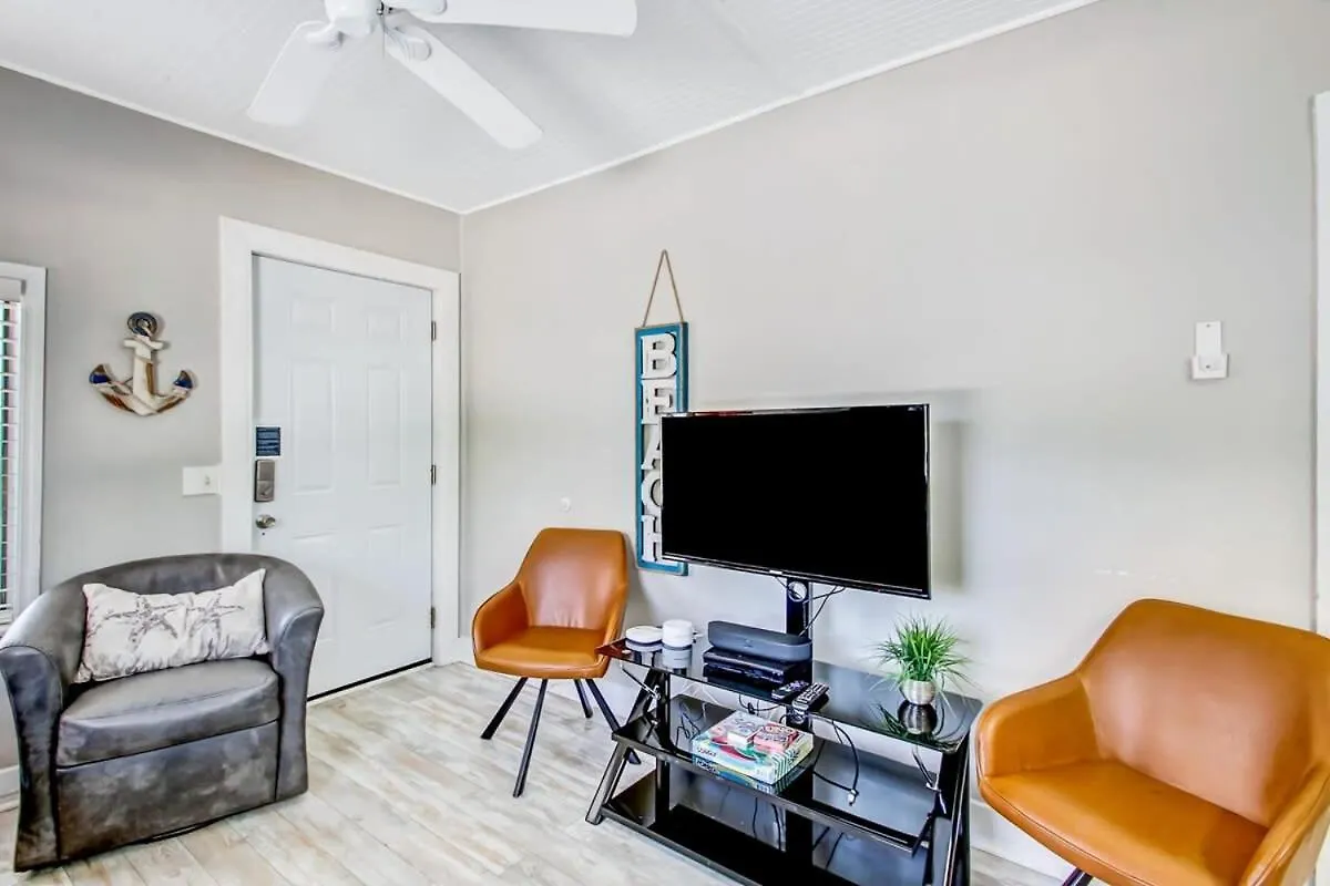 Vacation Walkable To Dining&shopping-unit A * Tybee Island