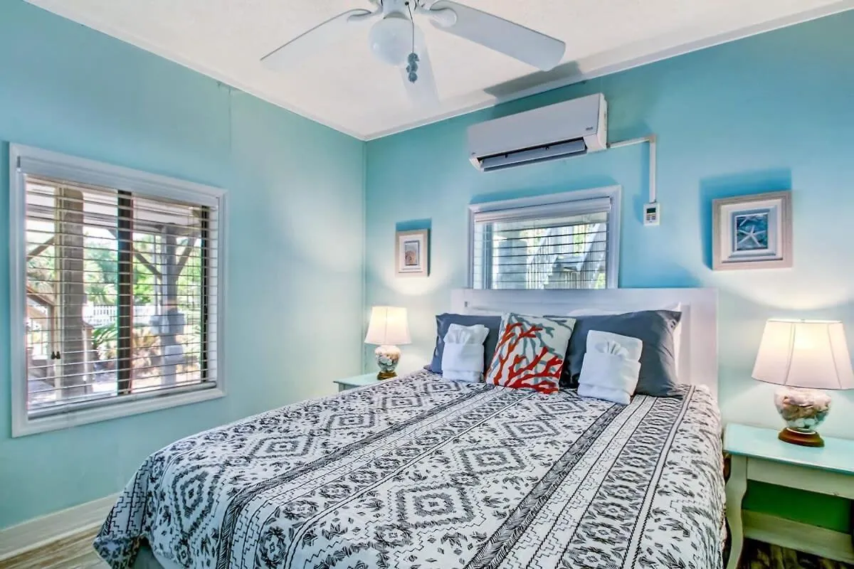 Vacation Walkable To Dining&shopping-unit A Holiday home