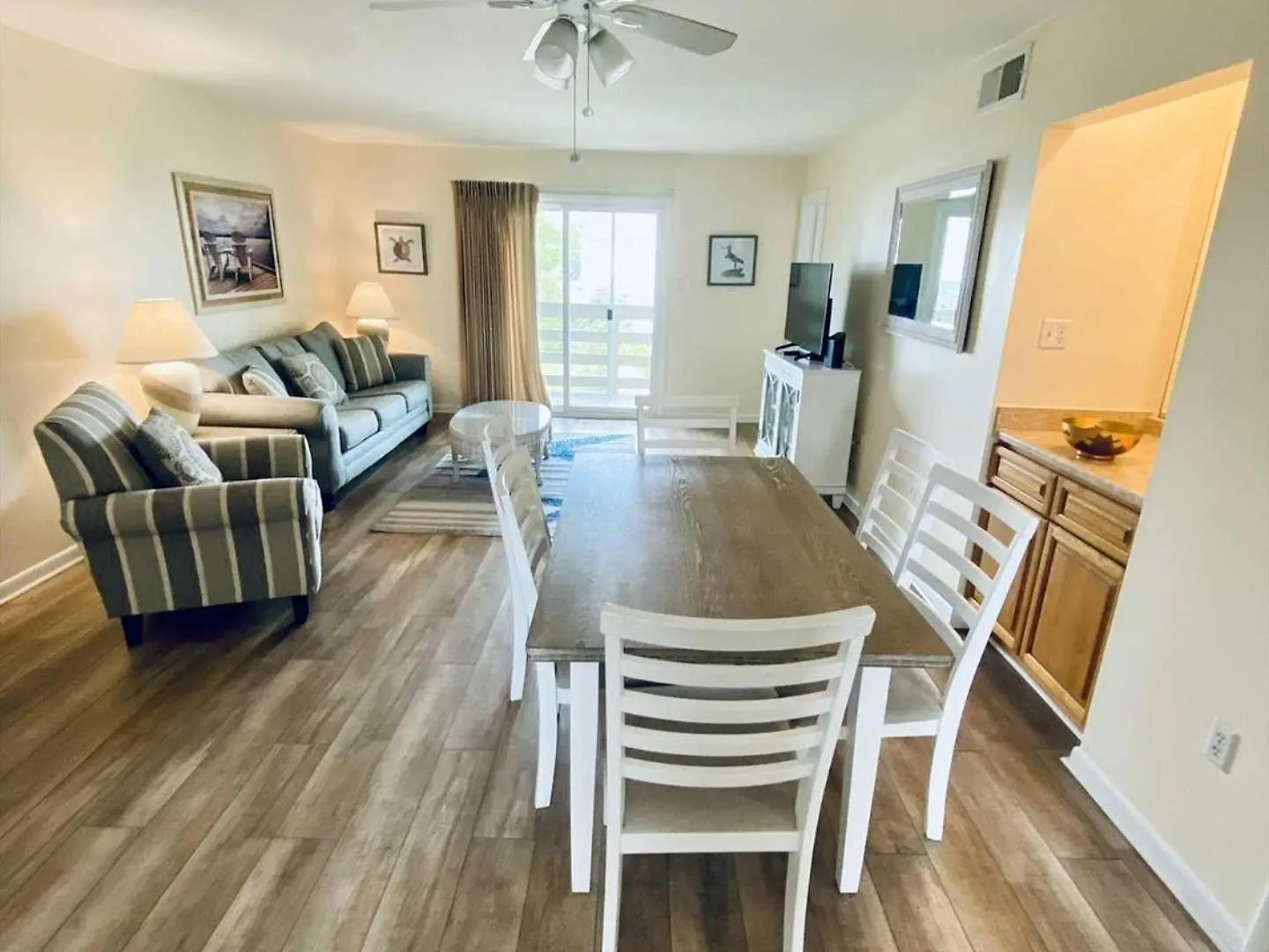 Lighthouse Point 8b