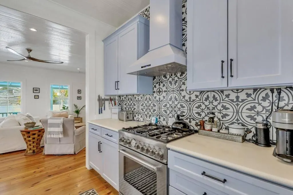Big Mama House Limited Time 5bdr, Pool Tybee Island