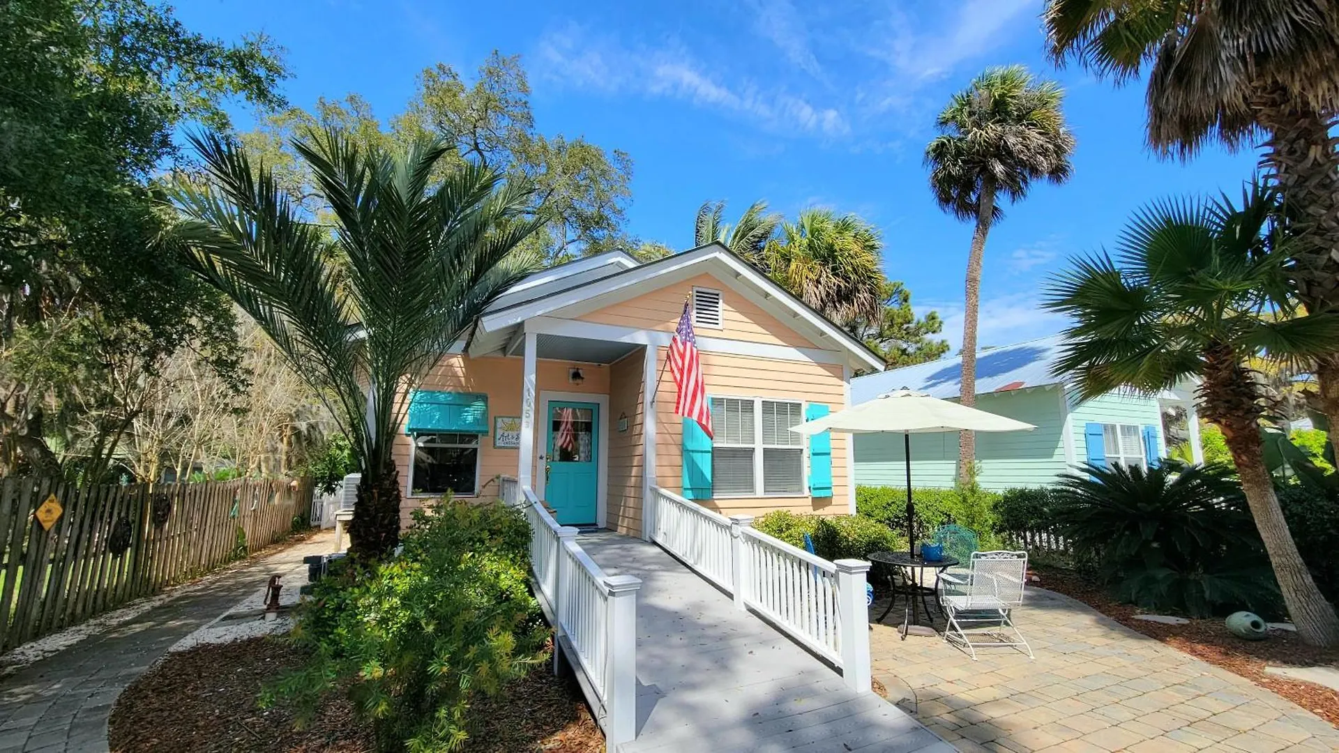 Art & Sol By Tybee Vacation Holiday home *
