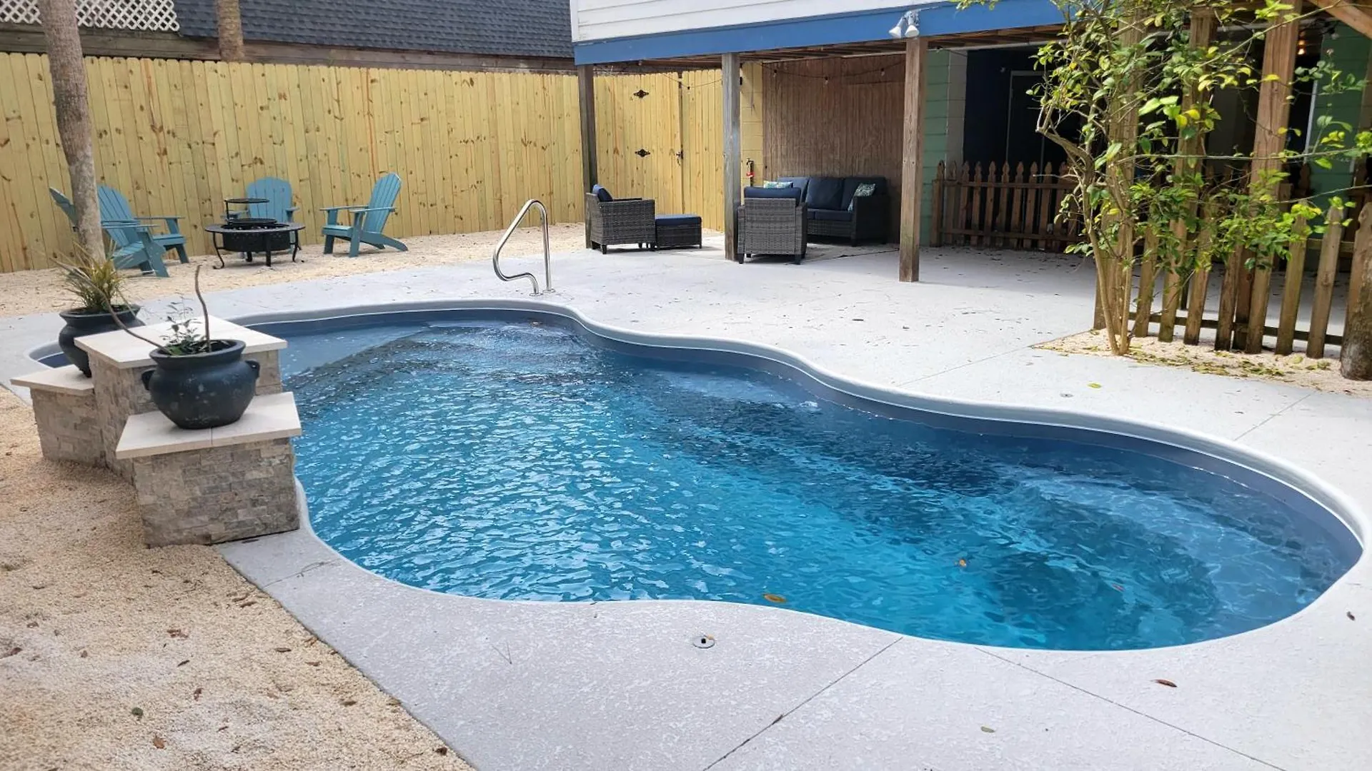 16 6th Avenue By Tybee Vacation