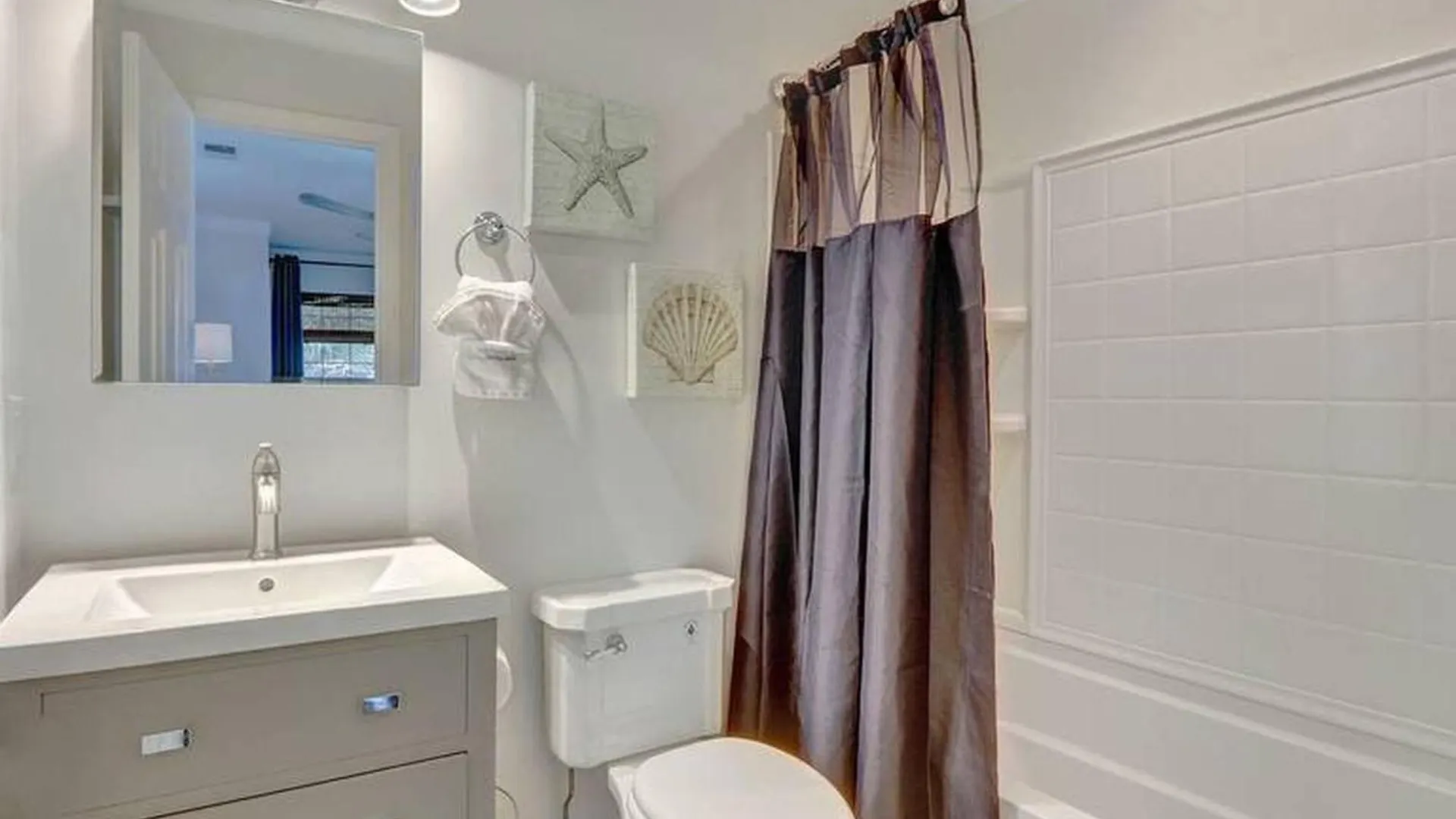 Holiday home Salty Beaches -close To The Free Amenities Tybee Island