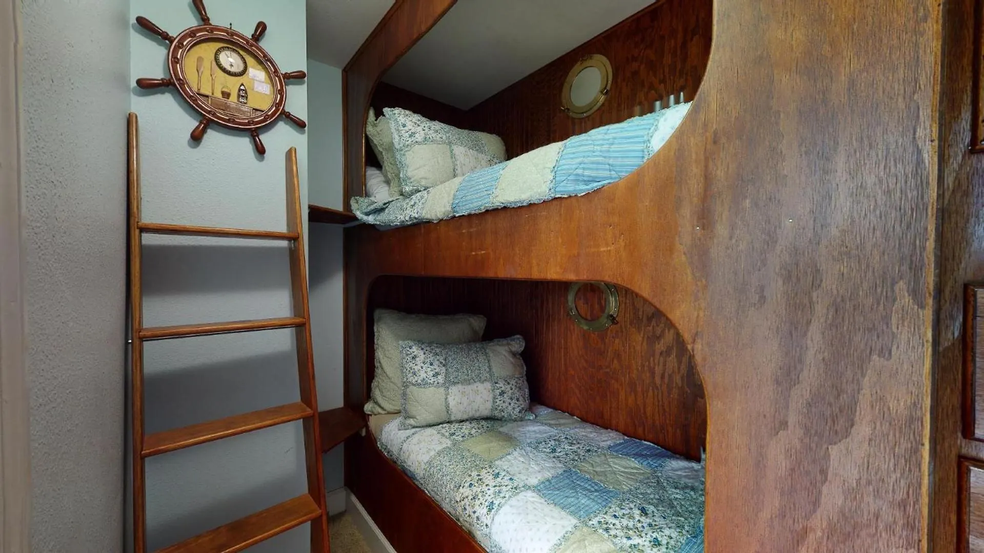 1616 Jones Avenue By Tybee Vacation