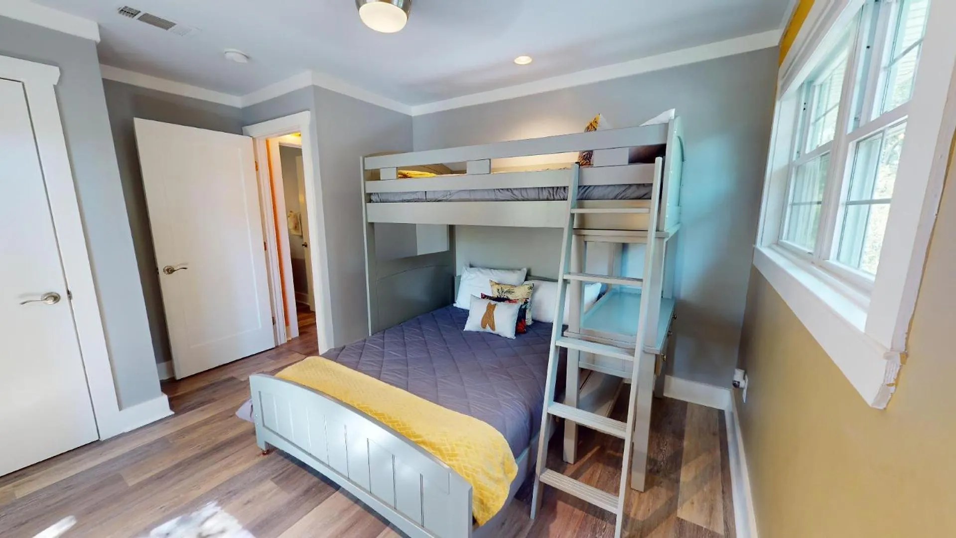 2nd Avenue - Mid Island By Tybee Vacation