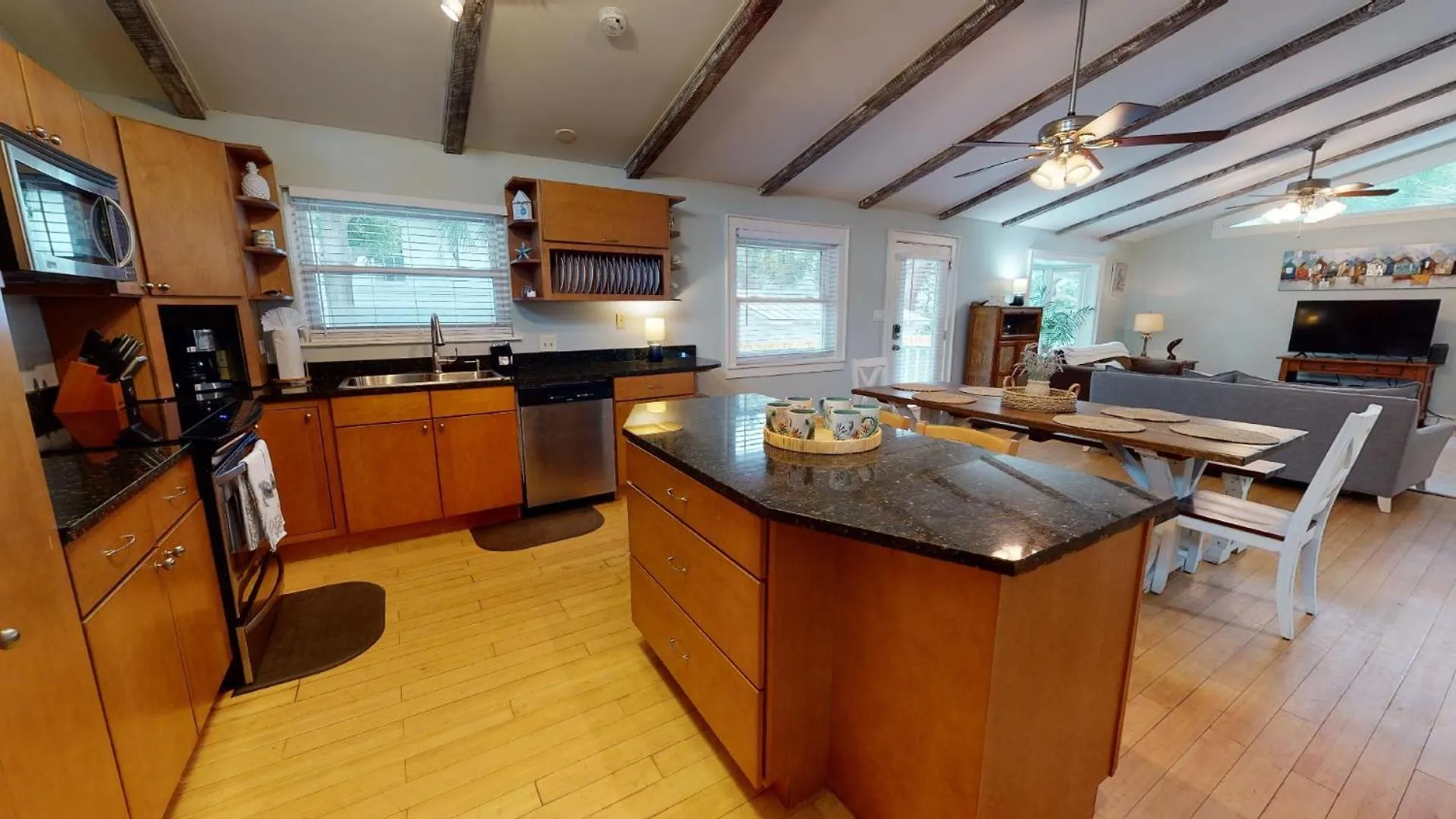 604 Butler Avenue By Tybee Vacation *