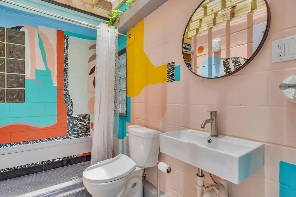 The Mary Ann 3br House, Private Pool Apartment
