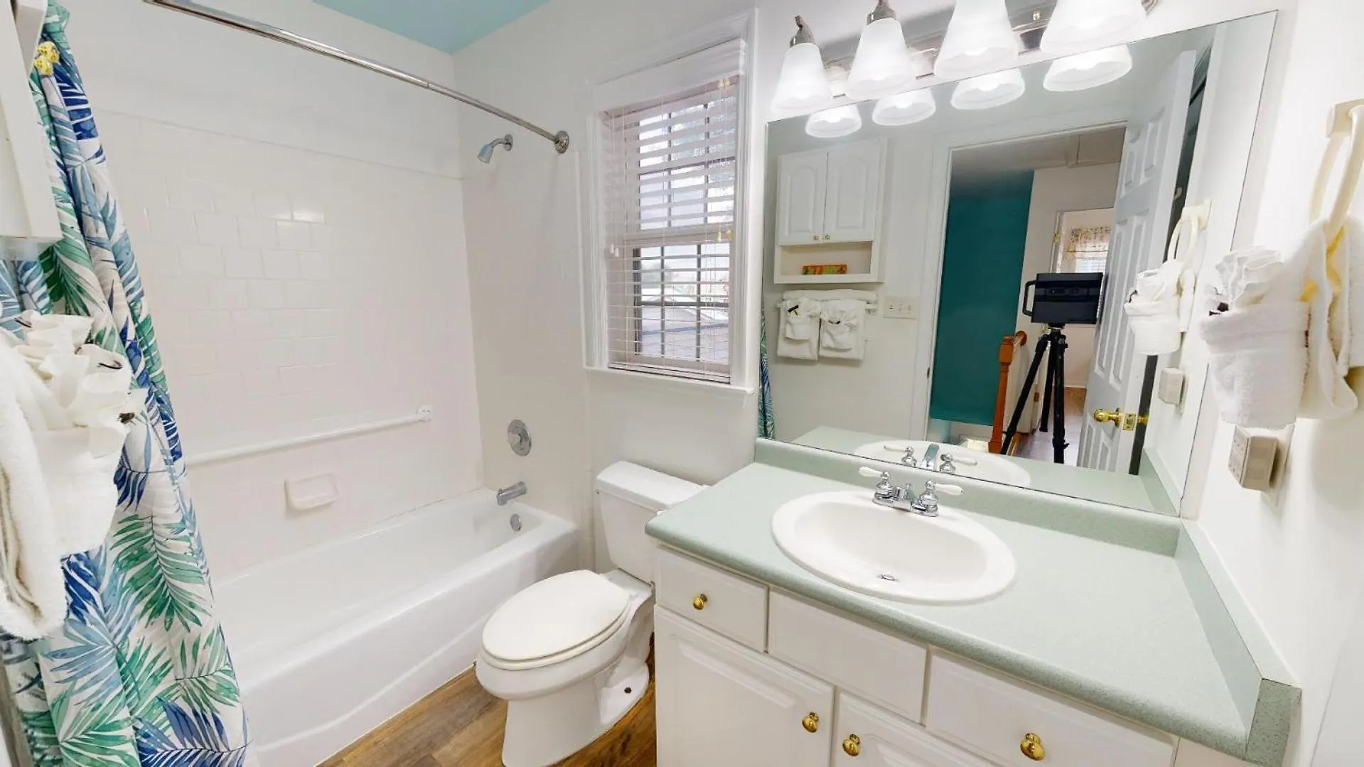 Holiday home 2nd Ave - Close To & Downtown Tybee By Tybee Vacation *