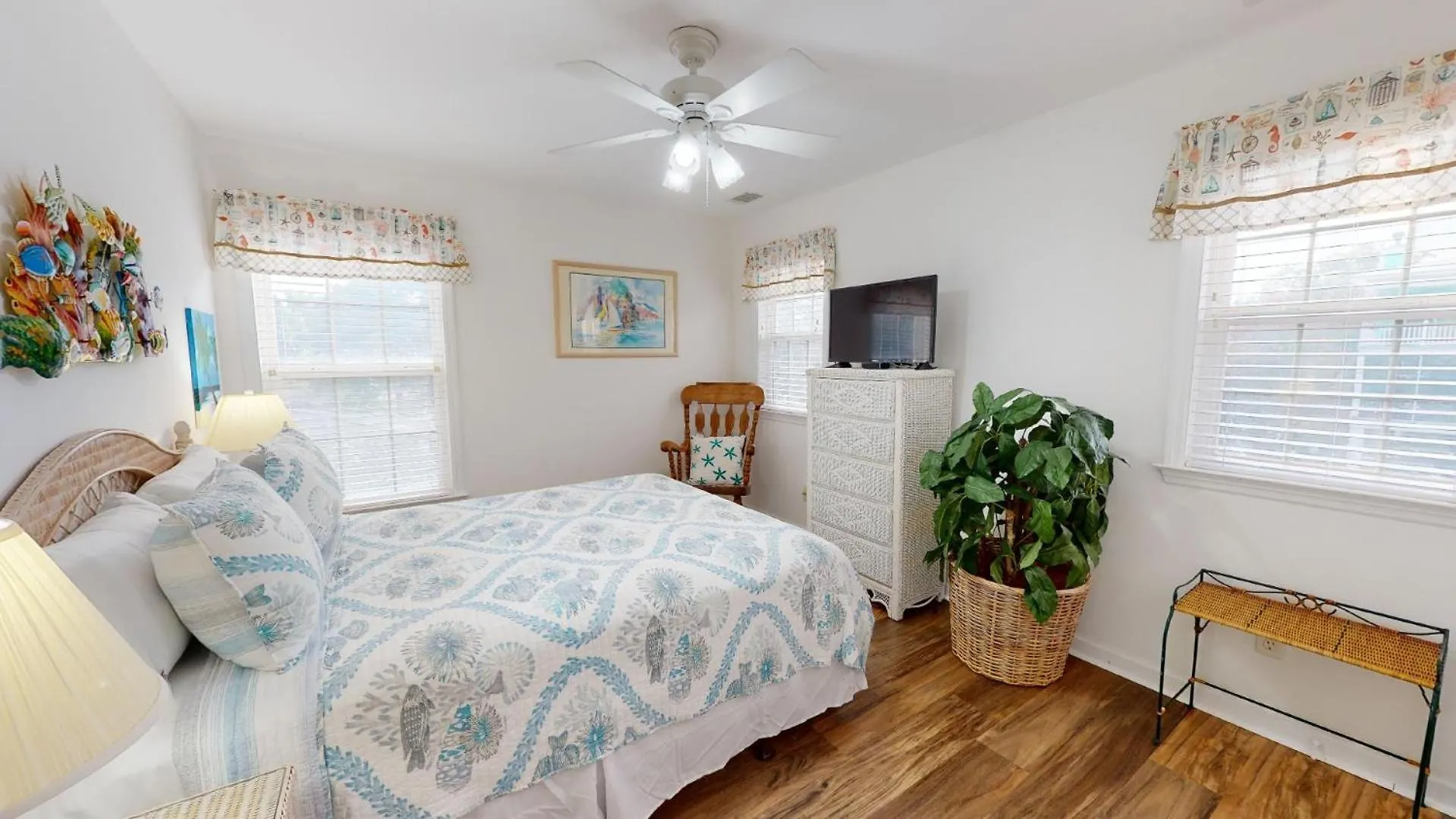 Holiday home 2nd Ave - Close To & Downtown Tybee By Tybee Vacation