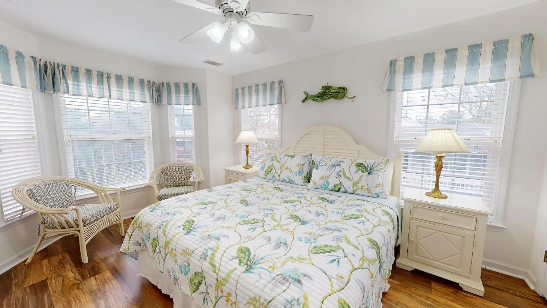 2nd Ave - Close To & Downtown Tybee By Tybee Vacation Holiday home Tybee Island