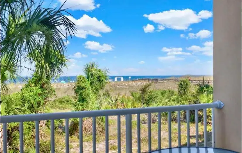 Beachfront W Ocean Views And Pool