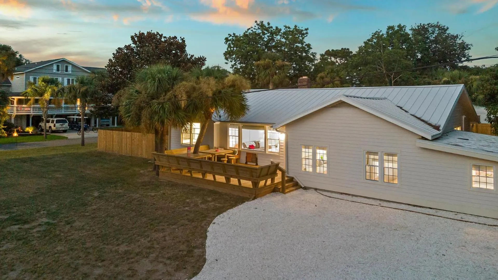 Holiday home Pink Pearl By The Sea 6 Bedroom *