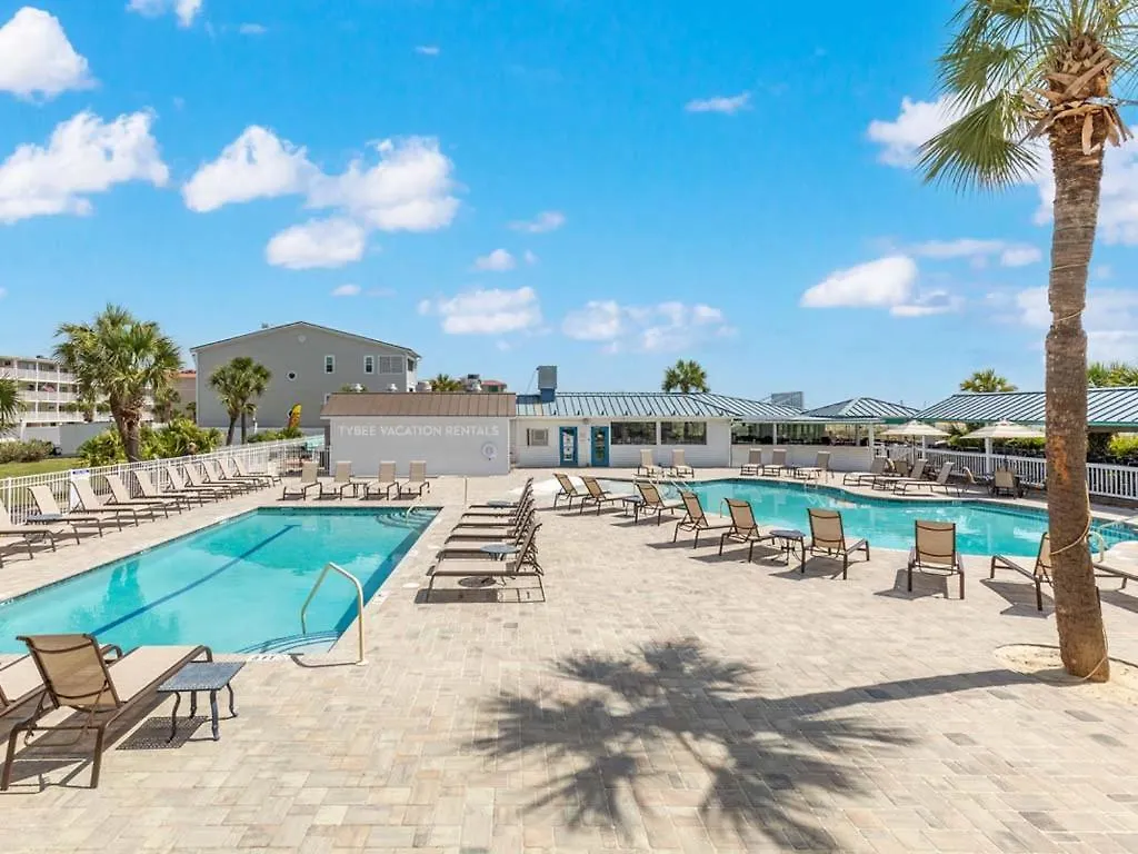 Brass Rail 210 Apartment Tybee Island