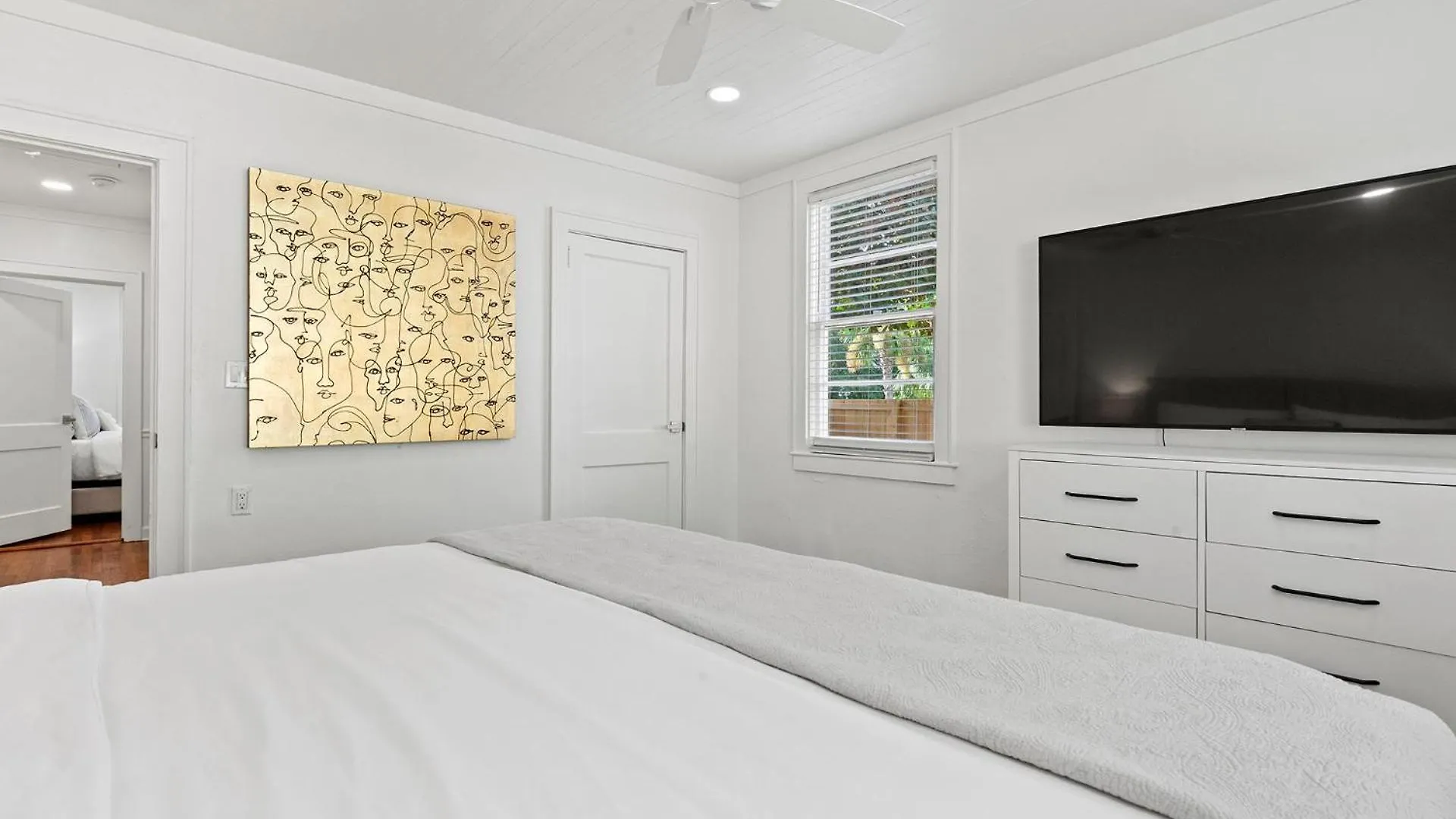 Pink Pearl By The Sea 6 Bedroom Tybee Island