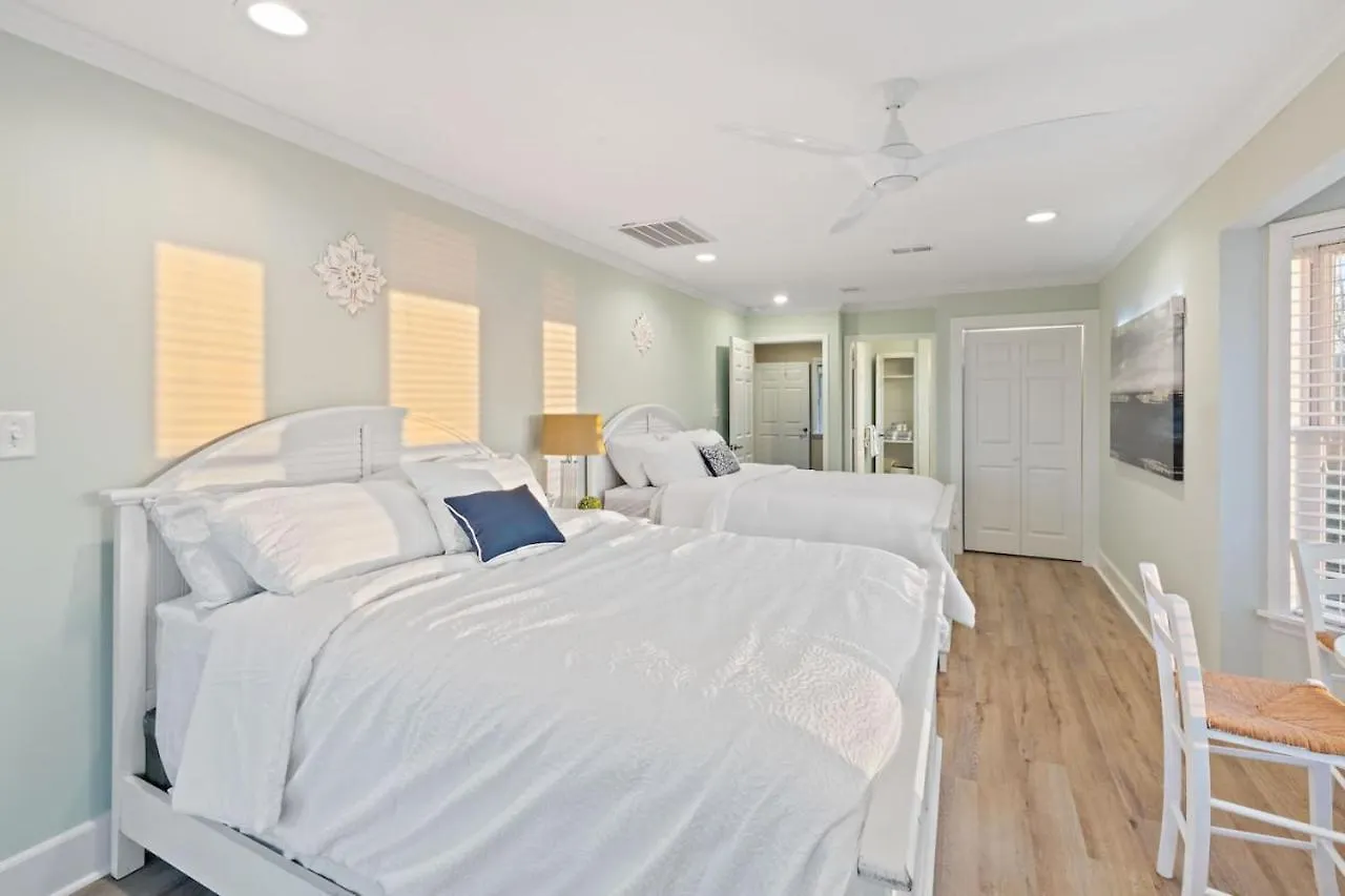 Newly Remodeled Beachfront Private Access Tybee Island