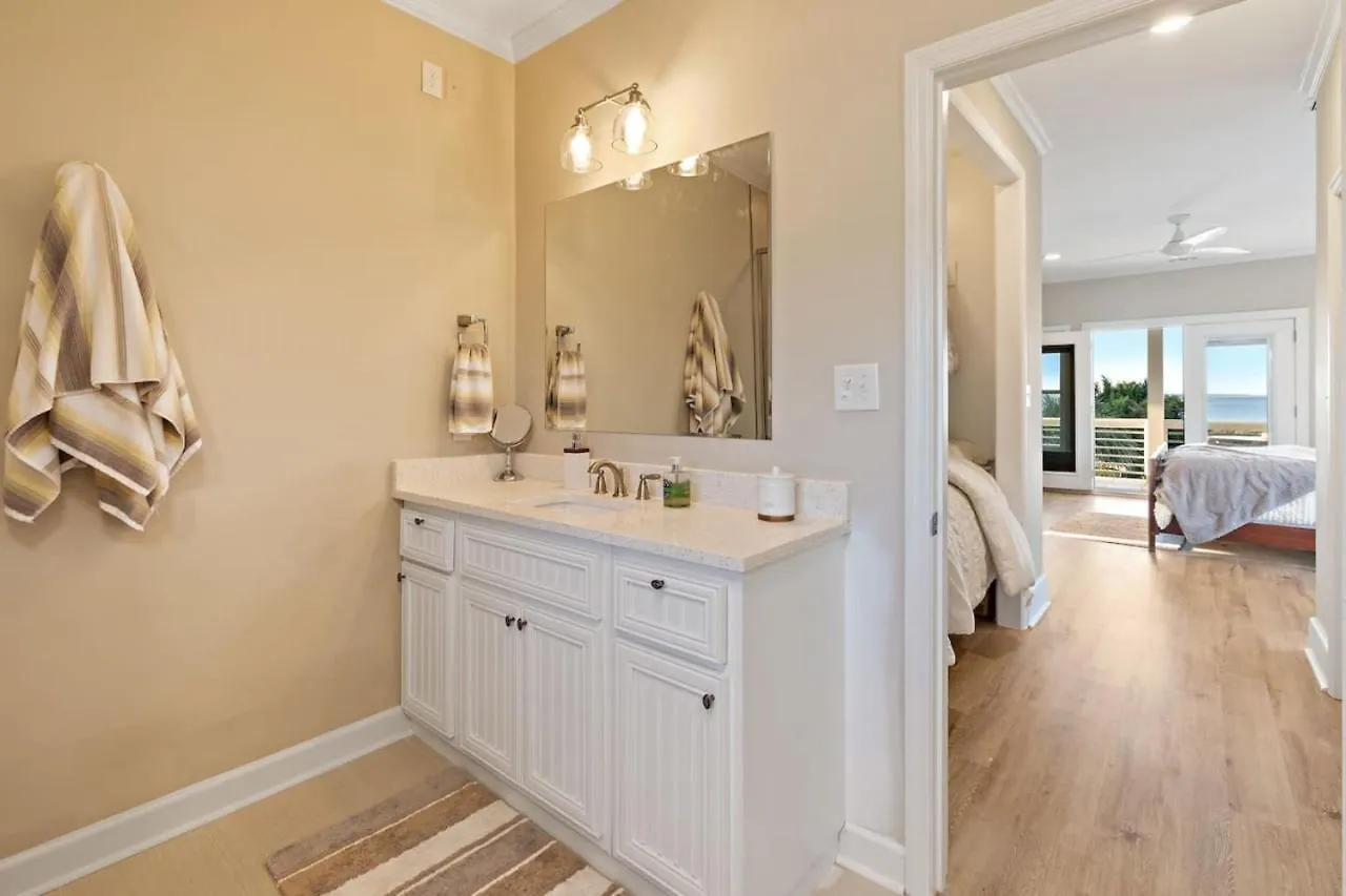 Newly Remodeled Beachfront Private Access