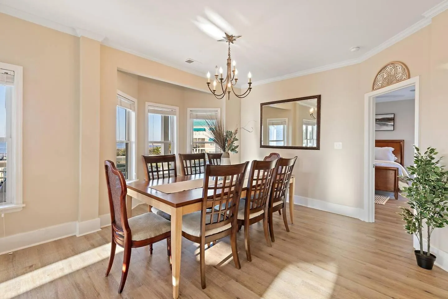 Newly Remodeled Beachfront Private Access *
