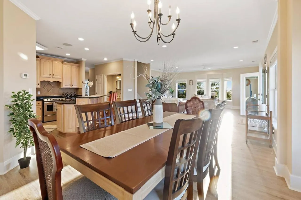 Newly Remodeled Beachfront Private Access * Tybee Island