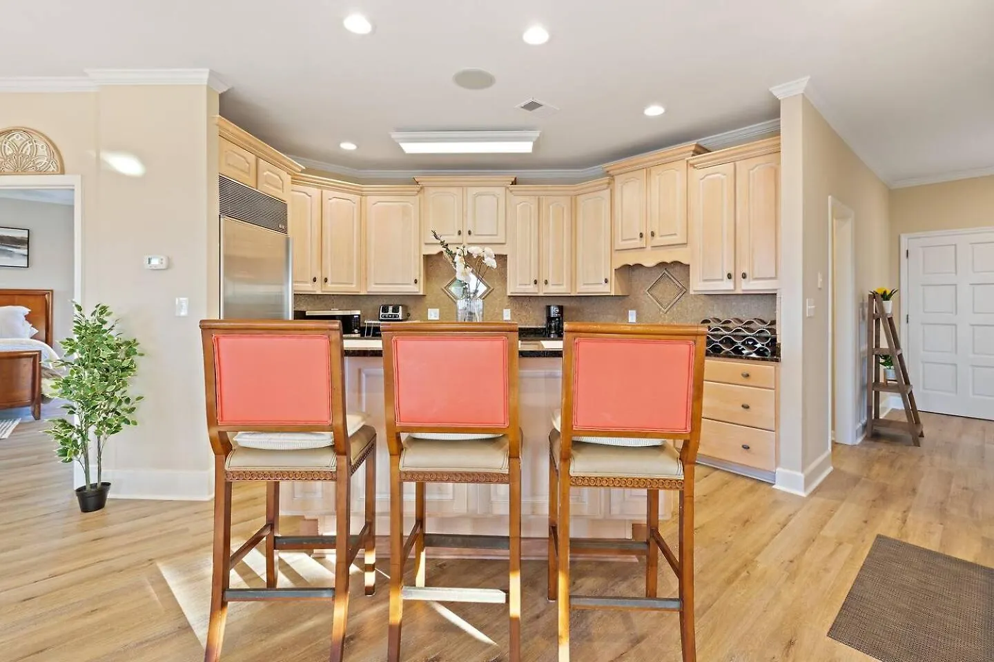 Holiday home Newly Remodeled Beachfront Private Access