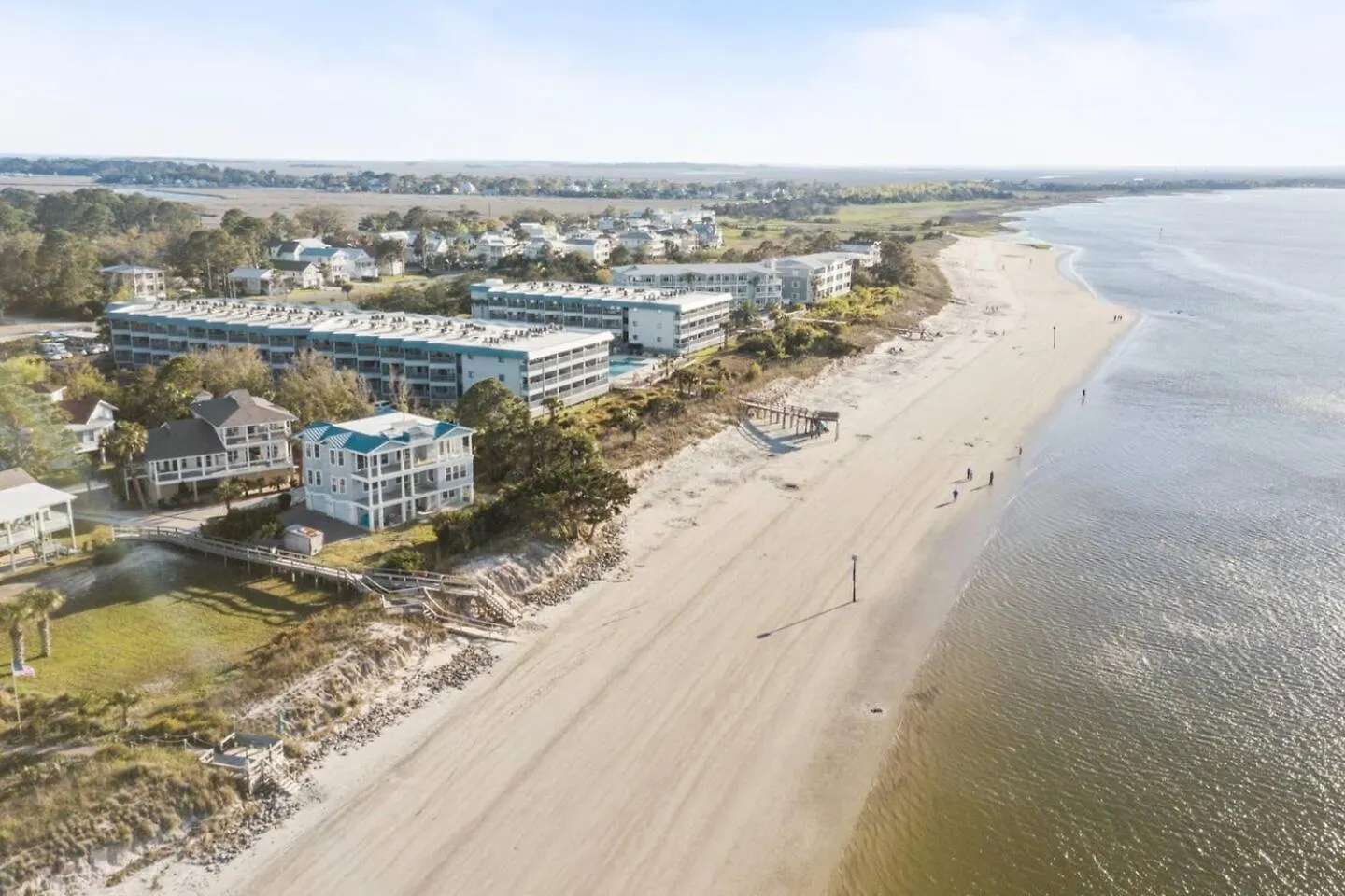 Newly Remodeled Beachfront Private Access