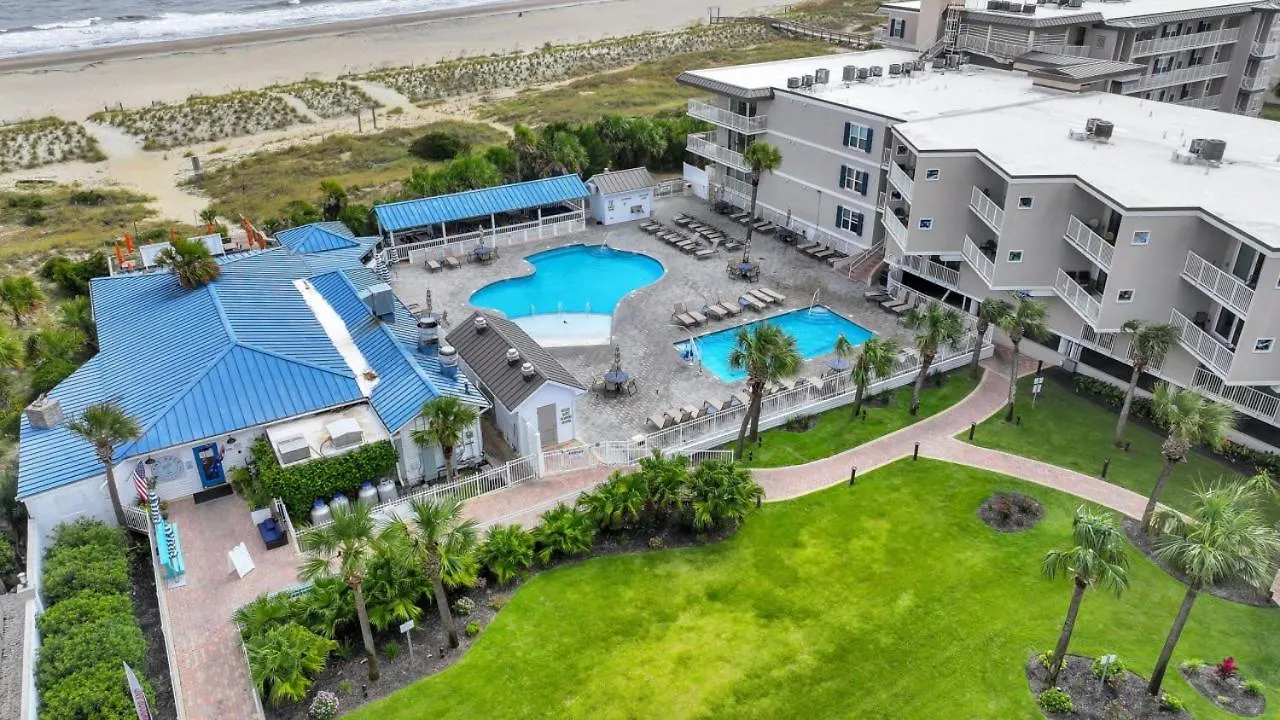 Beachfront W Ocean Views And Pool Apartment *